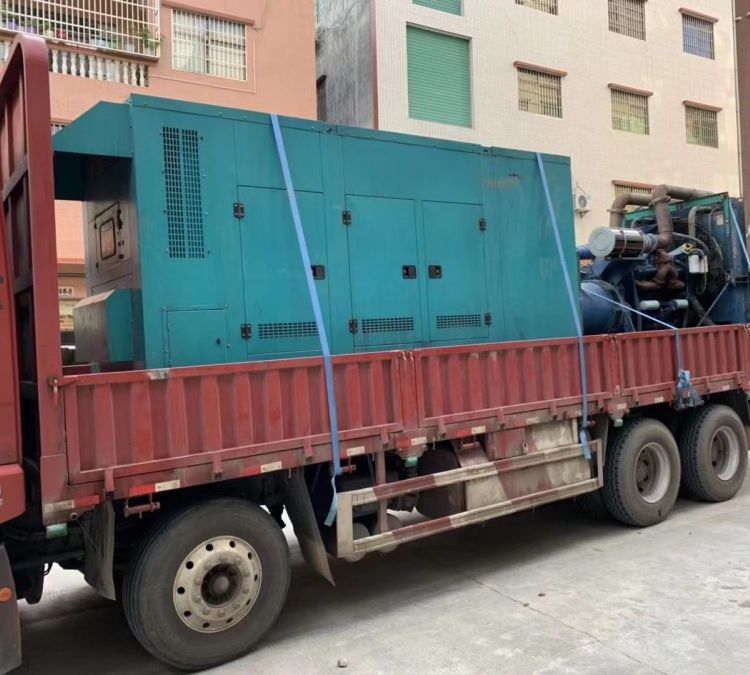 铁山如何在不同负载率下确保 400KW 柴油发电机组的正常运行？